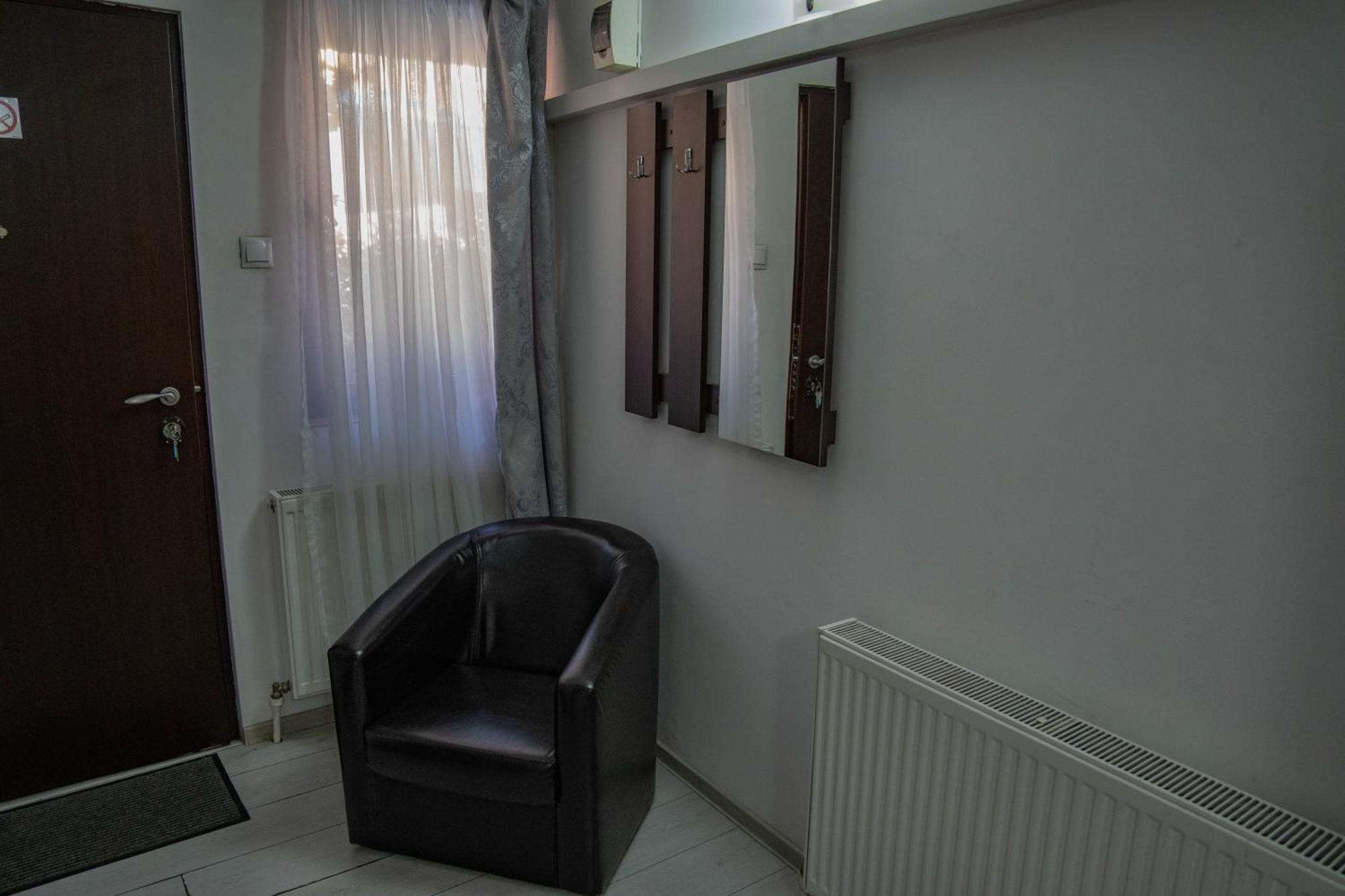 Casa Alis Hotel Oradea Bagian luar foto