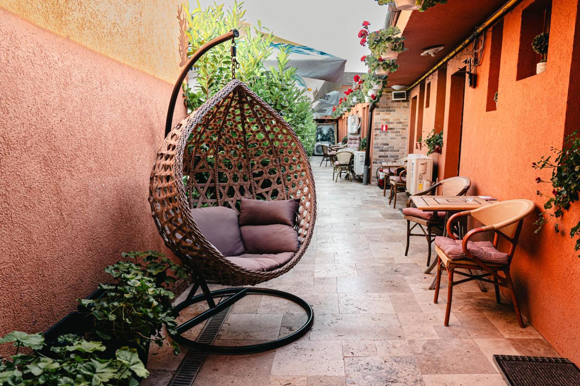 Casa Alis Hotel Oradea Bagian luar foto