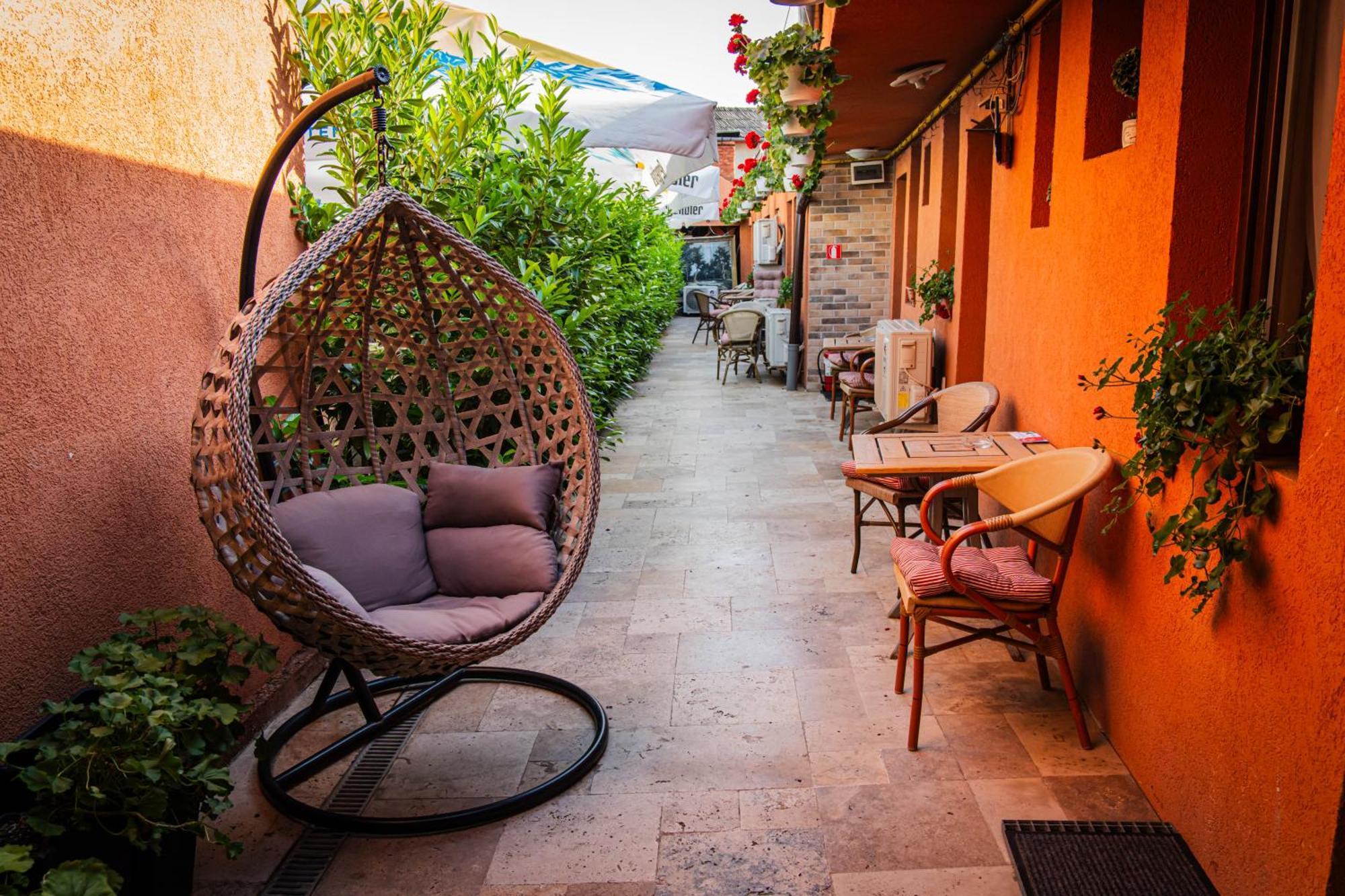 Casa Alis Hotel Oradea Bagian luar foto