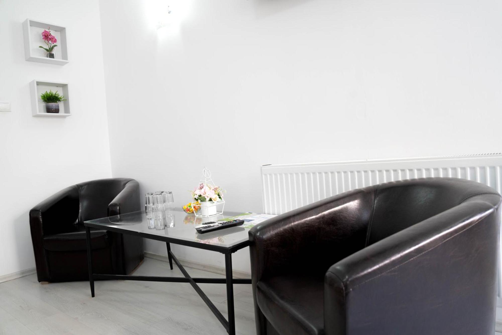 Casa Alis Hotel Oradea Bagian luar foto