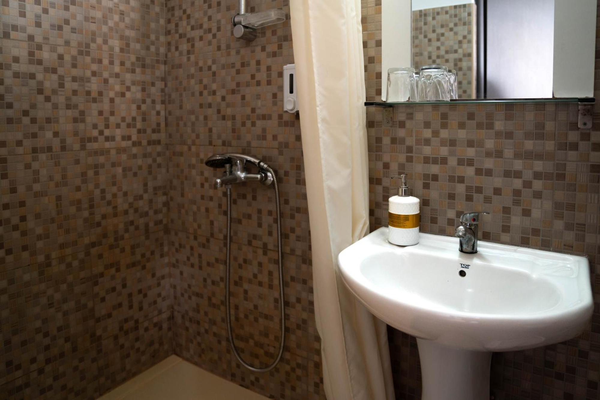 Casa Alis Hotel Oradea Bagian luar foto